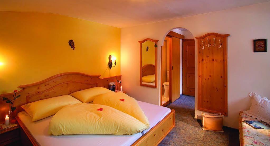 B&B Wienerhof Тринс Экстерьер фото